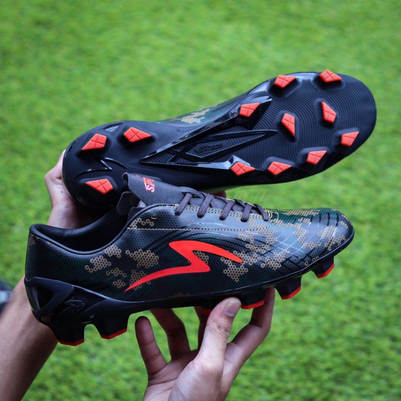 Specs Sepatu Sepakbola Accelerator Lightspeed II Pro Battlepack FG - Jet Black/Bright Red