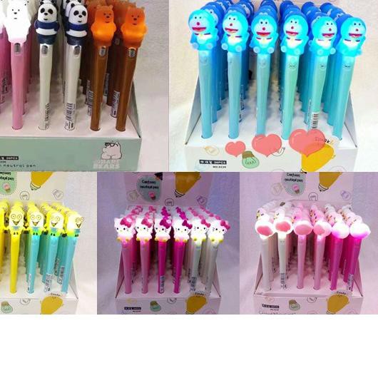 

✅ DIJAMIN ð27 MK635 PULPEN KARAKTER LUCU CUTE WE BARE THREE BEARS DORAEMON GLOWING ADA LAMPU !!