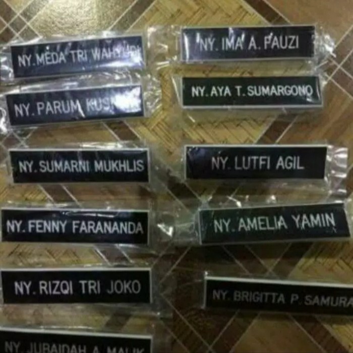 

Spesial Nametag Papan Nama Dada Pdh Pns Bhayangkara Peniti - Magnet - Paku Berkualitas