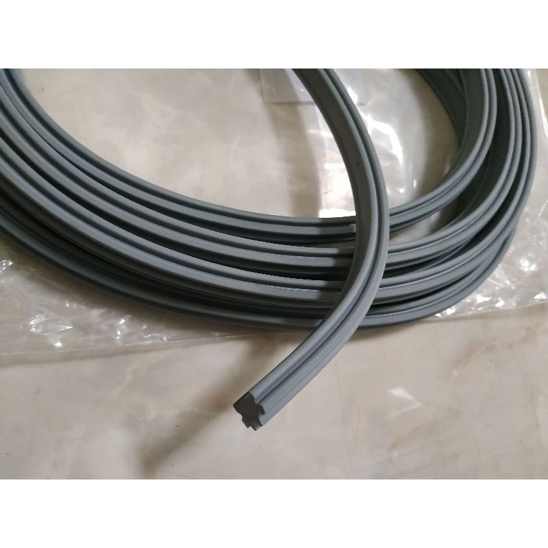 karet lis triplang vespa sprint px exclusive