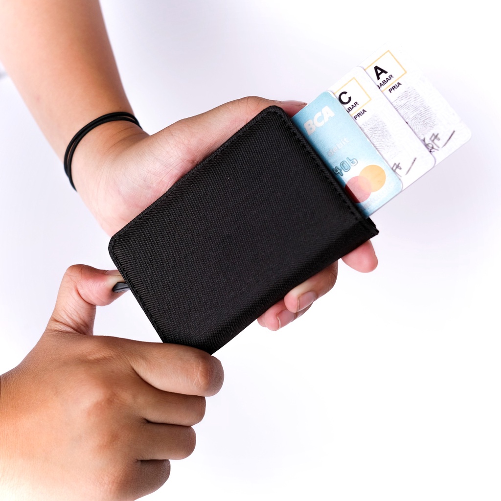 RFID Dompet Pintar Card Holder Tempat Kartu Atm Smart Slim Wallet Pria Wanita