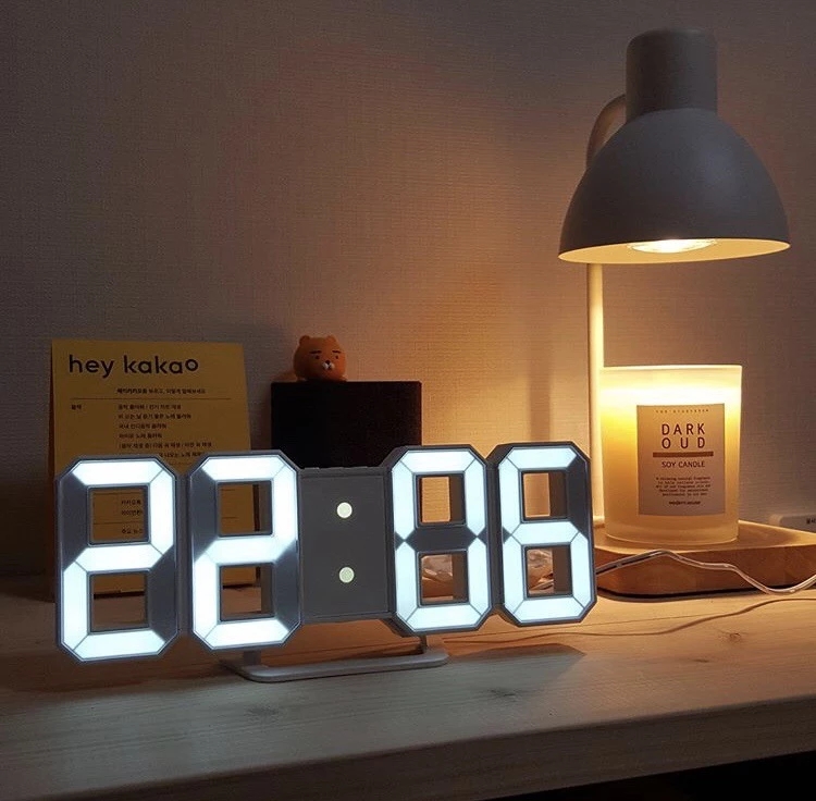 Otomatis Digital Kantor Ruang Tamu Kontrol Suara Pajangan Dekorasi Suhu Lampu LED 3D Meja Table Clock Kalender Tanggal Jam Weker Dinding Modern