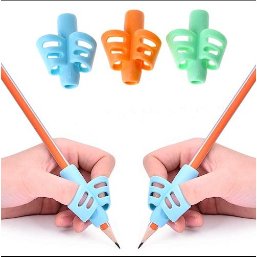 

Pensil Grip Holder - Alat Bantu Tulis Anak - Grip Silikon Pensil - Belajar Menulis dan Memegang Pensil Mudah Murah A6