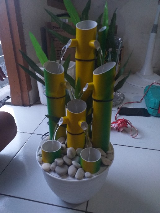Air Mancur Bambu 3 Tingkat Kuning