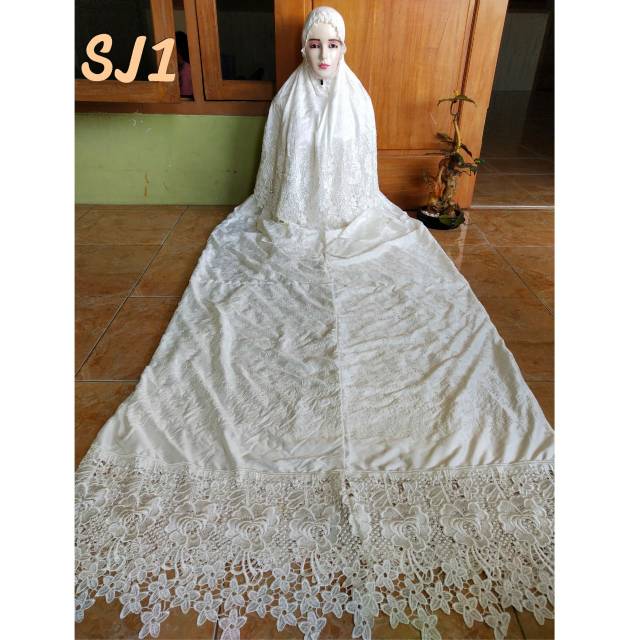 Mukena Terusan Sutra jepang Renda Full Prada Putih Tulang sutra jepang