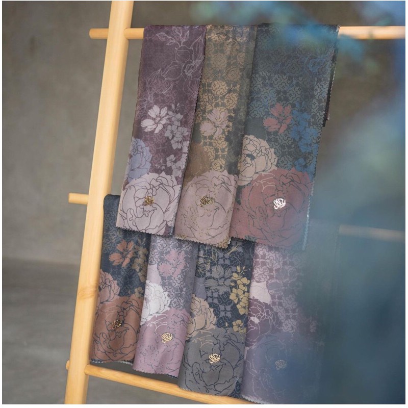 Dayana Scarf Heaven Lights