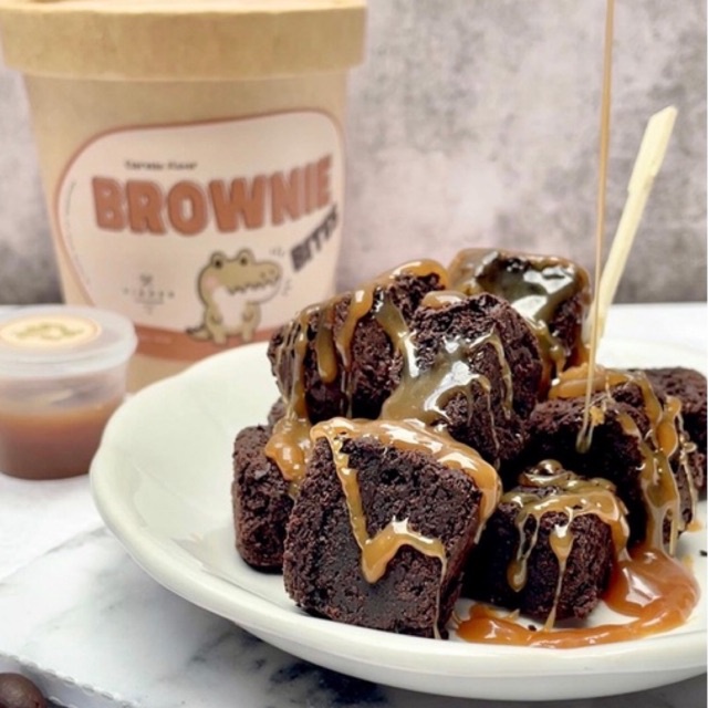 

DEB BROWNIES BITES PREMIUM GRATIS TOPPING SALTED CARAMEL