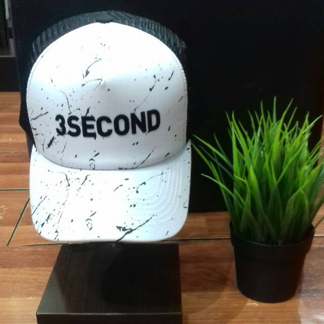 Topi tracker 3second ORIGINAL OUTLET MALL