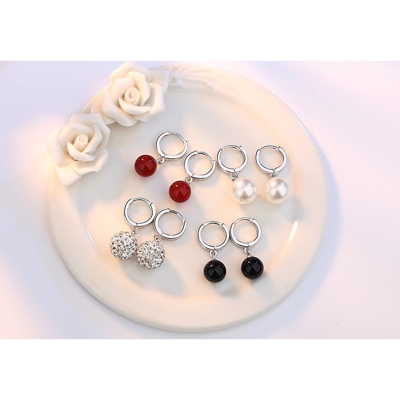 925 Sterling Perak Perempuan Anting-Anting Hitam dan Merah Batu Akik Putri Bola Anting-Anting Fashion Ornamen