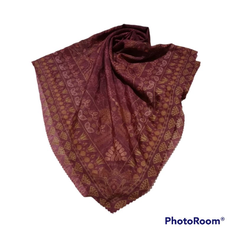 hijab segi empat voal defect minor