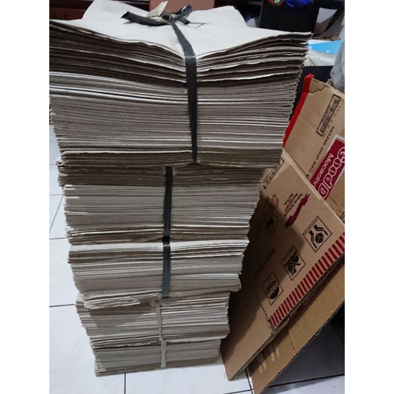 

Koran Polos Kertas Koran Baru Kiloan Kertas Serbaguna Packing 10 Kg