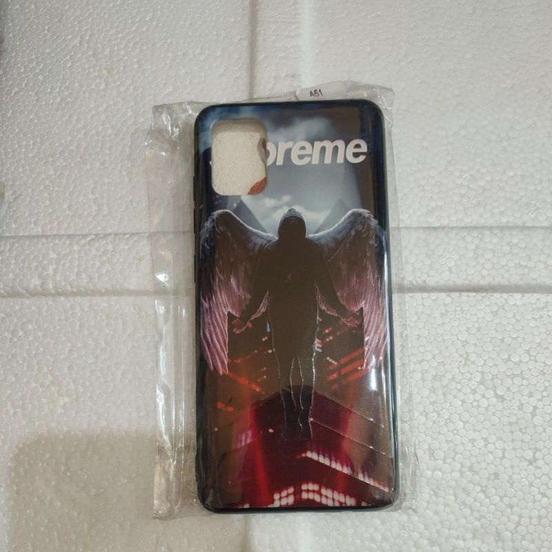 Fuze softcase Samsung A51 M40S motif supreme plus tempered glass 3D