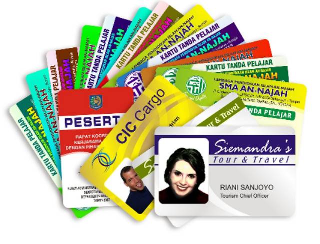 

Cetak ID card pvc kartu nama kartu siswa mahasiswa parkir tamu