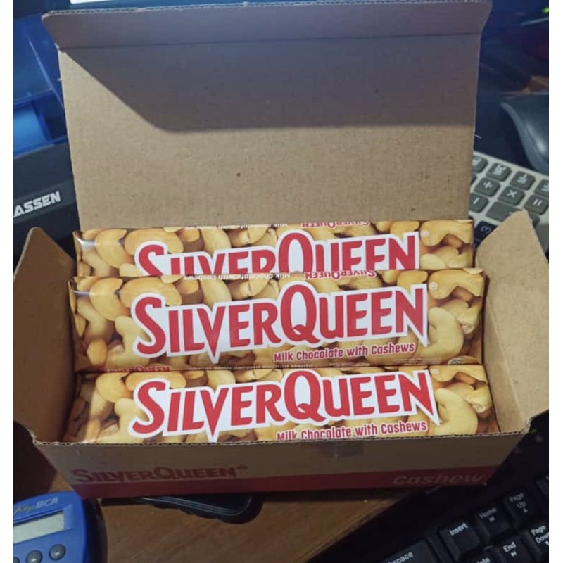 

Silverqueen 62gr (10pcs) Milk Chocolate with Cashews