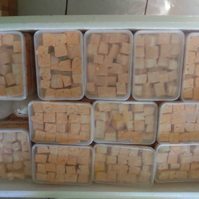 

Tahu susu khas jombang rasa keju dan pedas