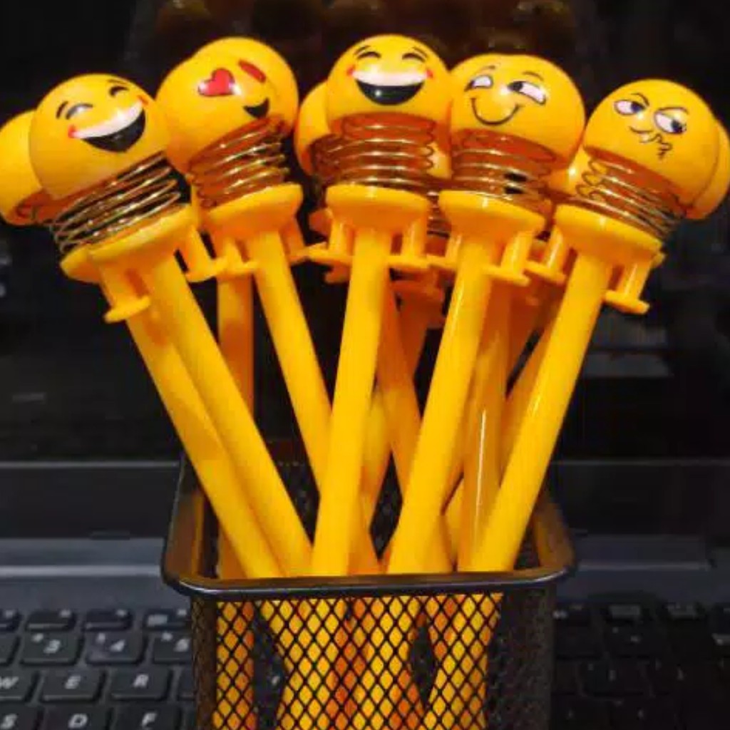 

PULPEN GEL MANTUL EMOJI DOLL Per Shake Head Emoji Spring Doll Emoticon