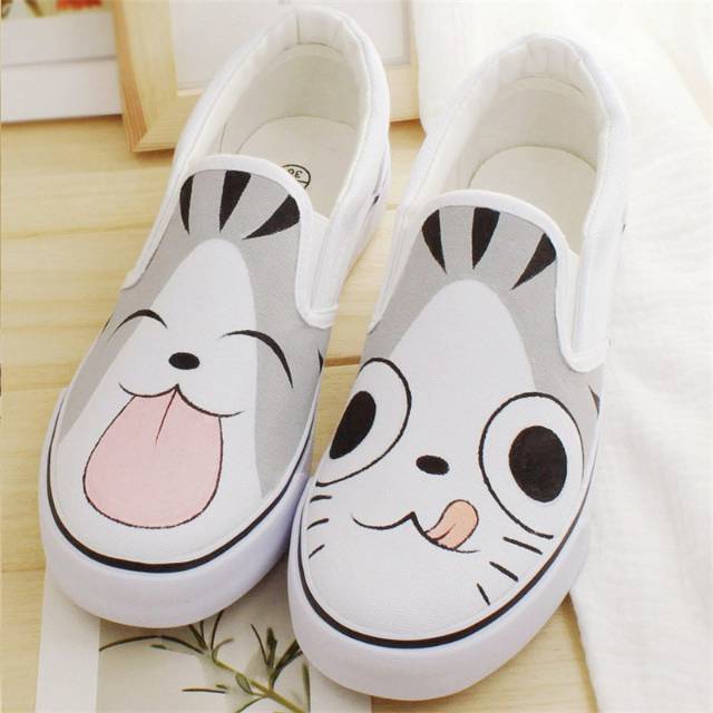 

Sepatu lukis gray cat