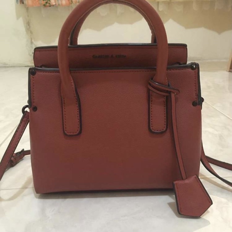 tas ck charles & keith tubular structure mini original