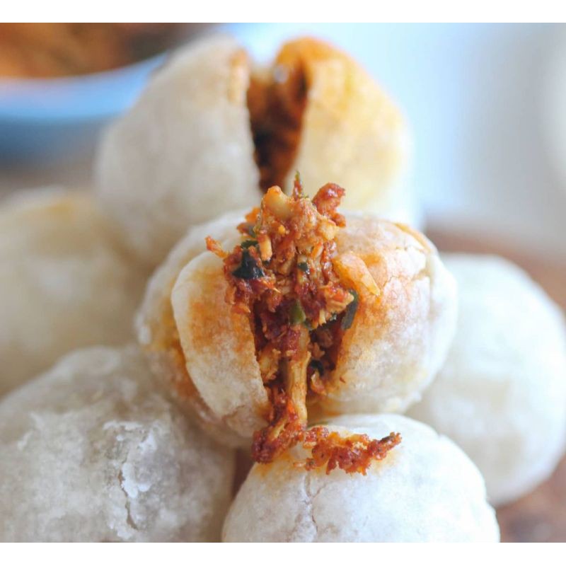 

Cimol_isi_ayam_Mercon