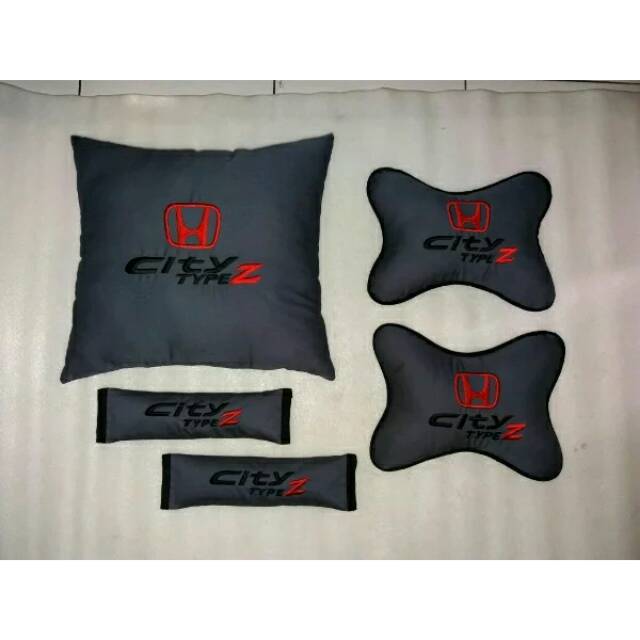 Bantal aksesoris interior mobil HONDA CITY TYPE Z3