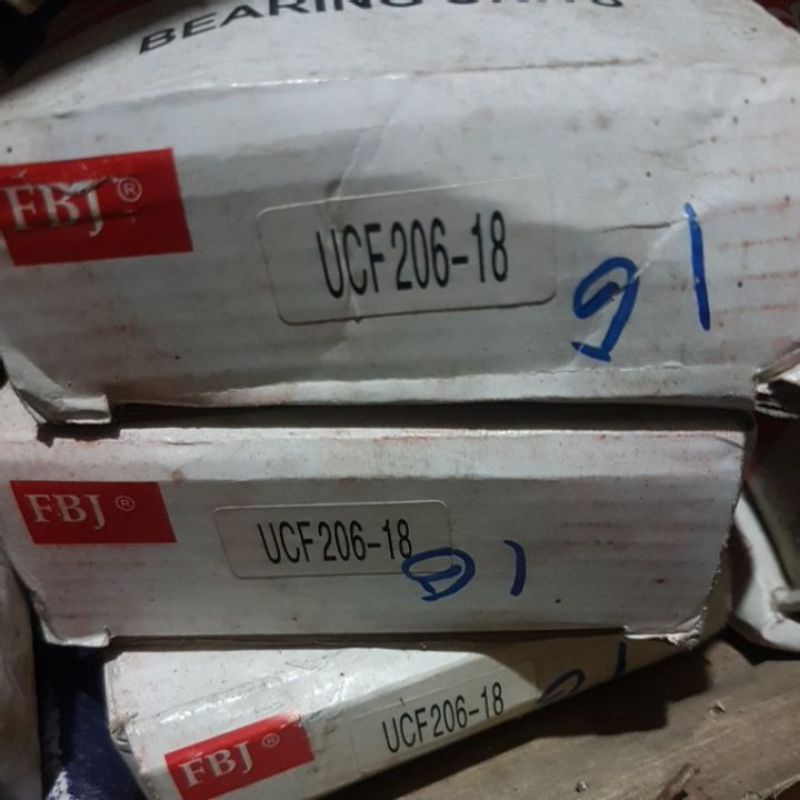 bearing pollow block ucf 206-18