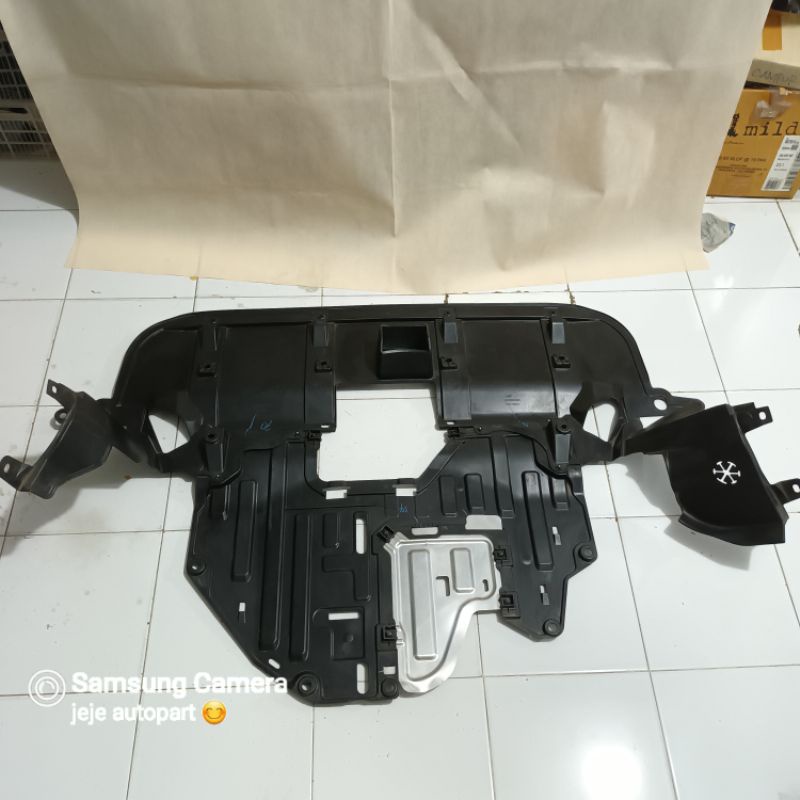 cover deck engine cover engine dek mesin bawah depan CRV RM GEN 4 2013 - 2017  ORIGINAL