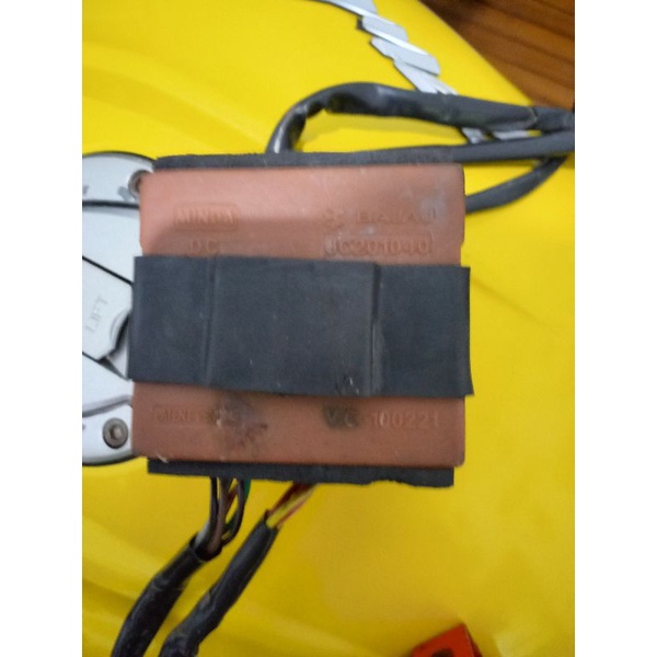 BCU (Body Control Unit ) Pulsar 220/180 Ug4
