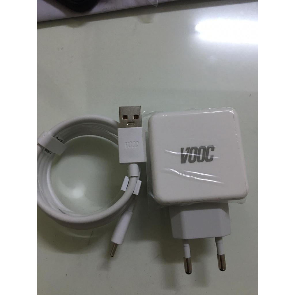 A_   CHARGER REALME ORIGINAL VOOC FLASH SUIT + KABEL DATA TYPE C/Micro USB CAS/CASAN/TC/TRAVEL CHARGER