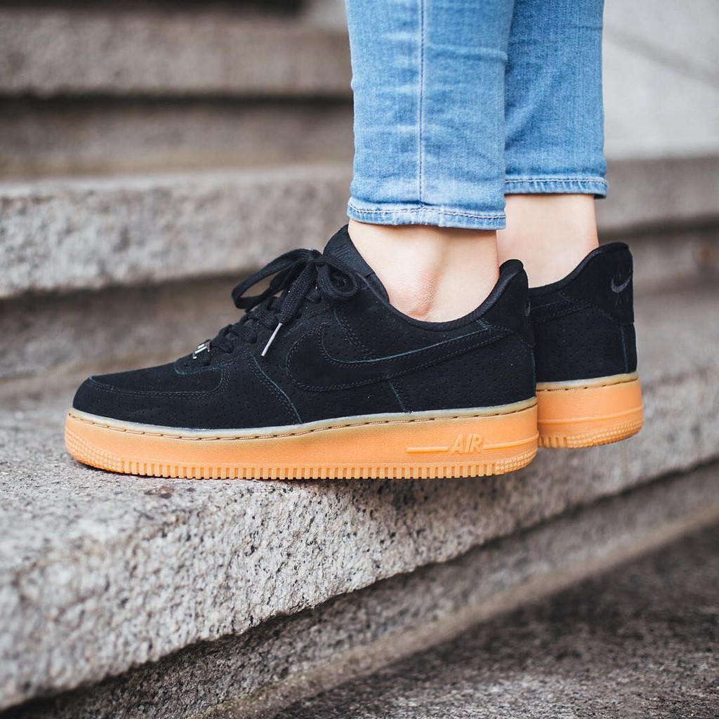 af1 gum sole black