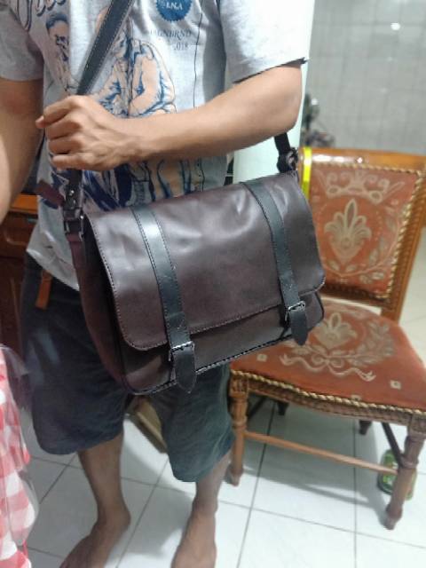 Tas selempang tas kerja tas laptop model selempang kulit asli