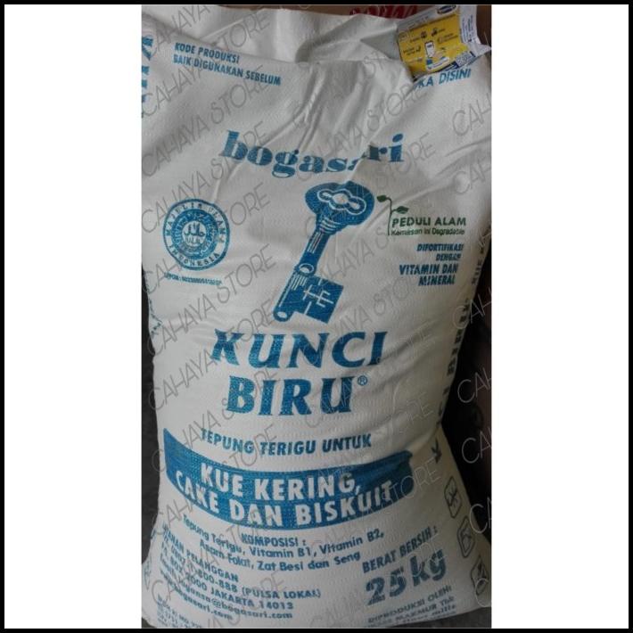 

Tepung Terigu Kunci Biru 25 Kg Khusus Gojek