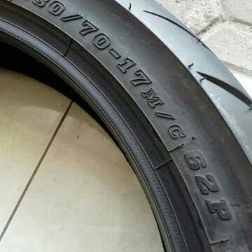 ban seken tubles merek IRC ukuran 130/70 ring 17