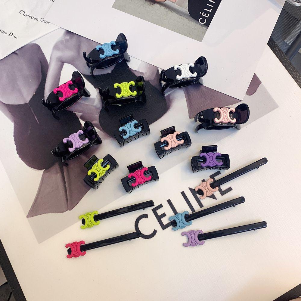 Agustinina Jepit Rambut Perempuan Retro Vintage Kecil Permen Warna Huruf C Temperamen Hiasan Kepala