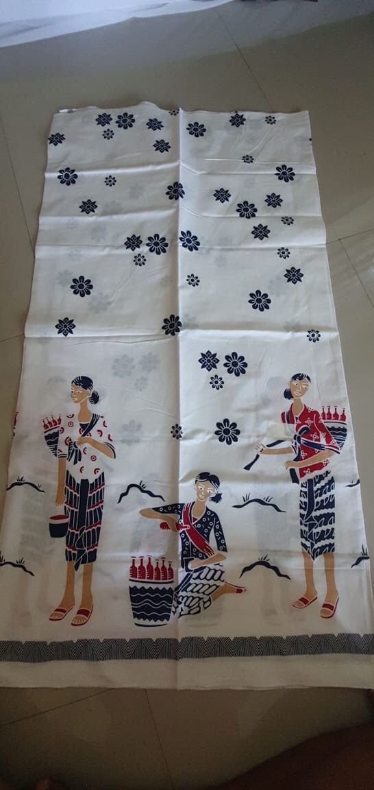 Kain Batik Solo Mbok Jamu Kode D9