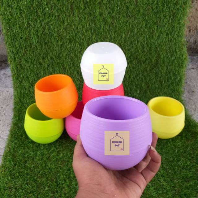 Pot bunga tanaman mini motif bola warna warni 9cm - fullcolour