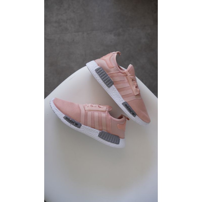 nmd r1 cloud white vapour pink