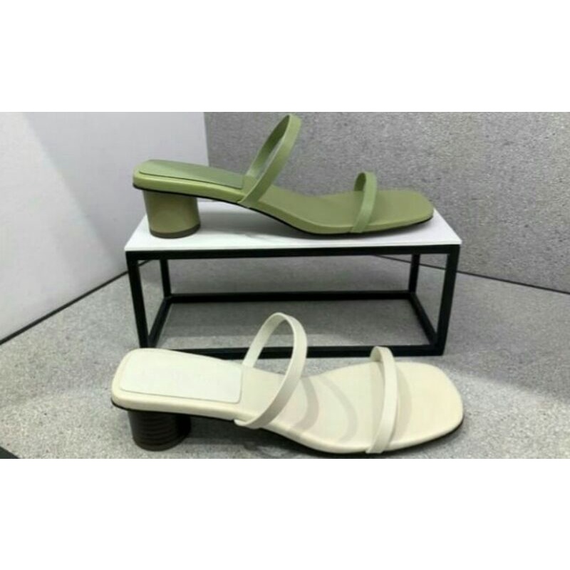 Jastip Sandal Wanita Charles&Keith