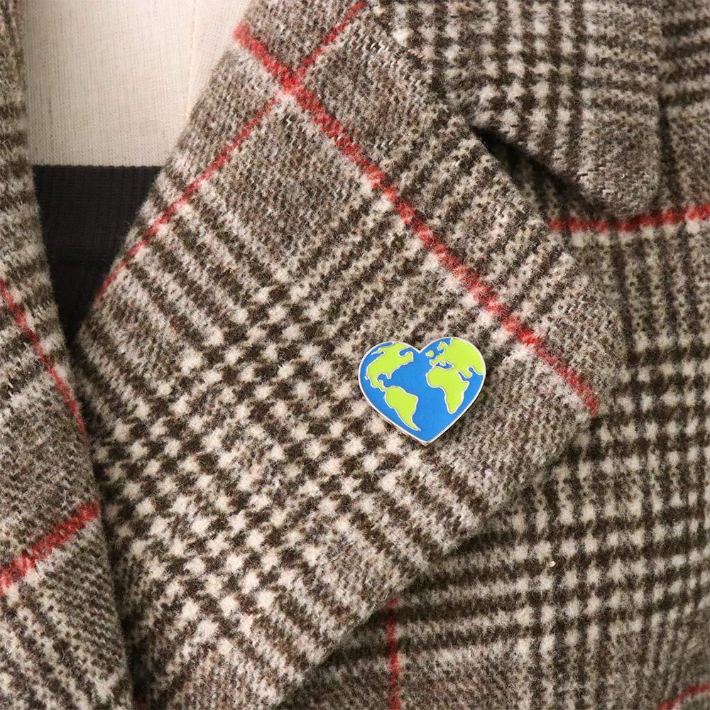 Lanfy Peta Dunia Bros Hadiah Untuk Wanita Pria Hadiah Untuk Anak-Anak Bumi Jantung Perhiasan Aksesoris Kerah Bros Lapel Pin Brooch Pin