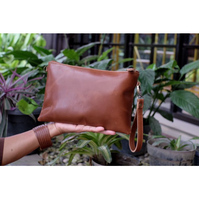 AIRA | Dompet Kulit Asli Simple Pouch Clutch Batik Nusantara Kekinian Souvenir Seminar Kit
