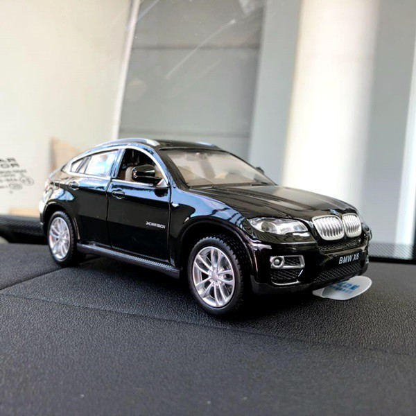 BMW X6 Parfume Pewangi Pengharum Mobil Parfum Pajangan Miniatur Diecast Mobil