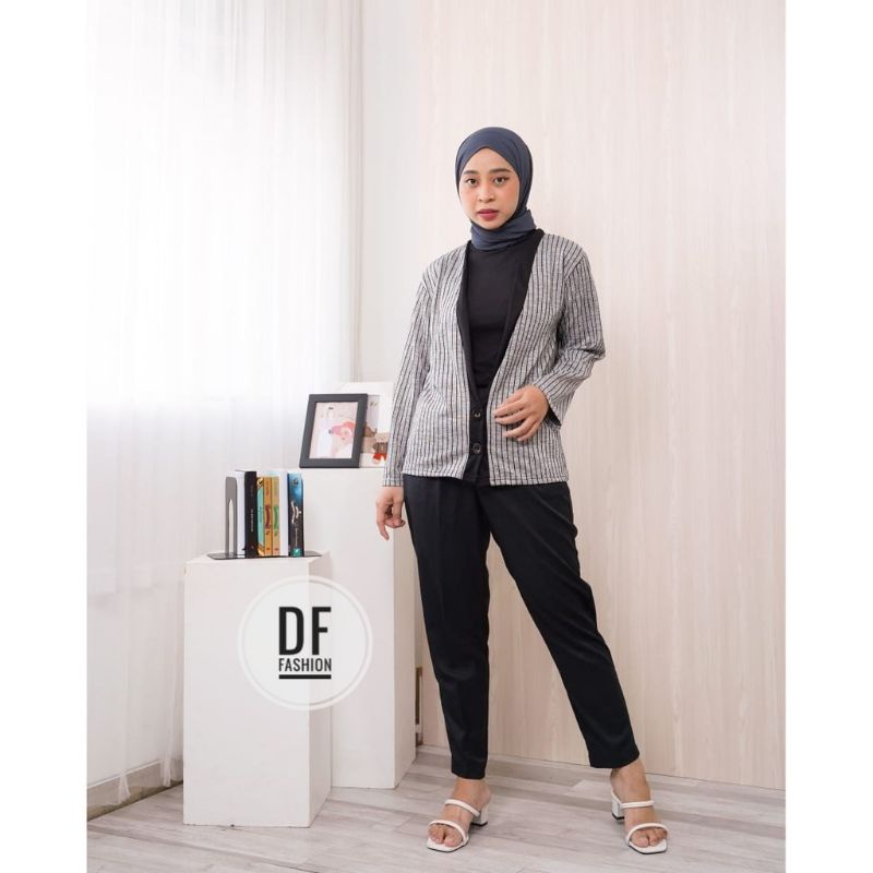 Cardigan Wanita Motif Salur | MotiF Salur dan Motif Kotak