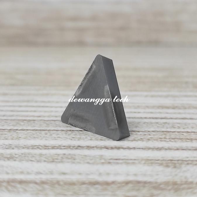 

TPKN1603 insert carbide TPKN 16 03 mata pisau milling TPKN16 segitiga dewang44 Berkualitas