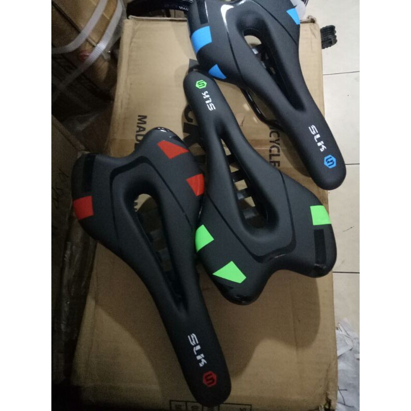 sadel sepeda merk slk model road bahan busa empuk