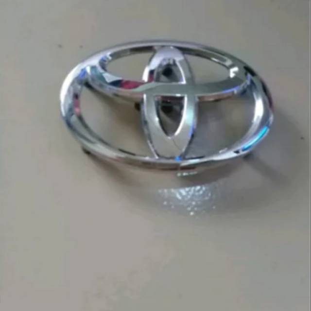 Emblem logo stir toyota