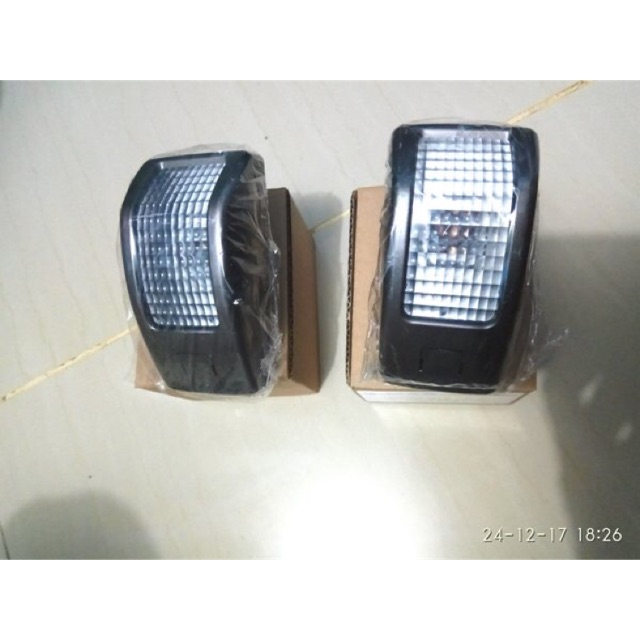 Lampu Sein Pintu Hino Lohan | Variasi | Mika Putih