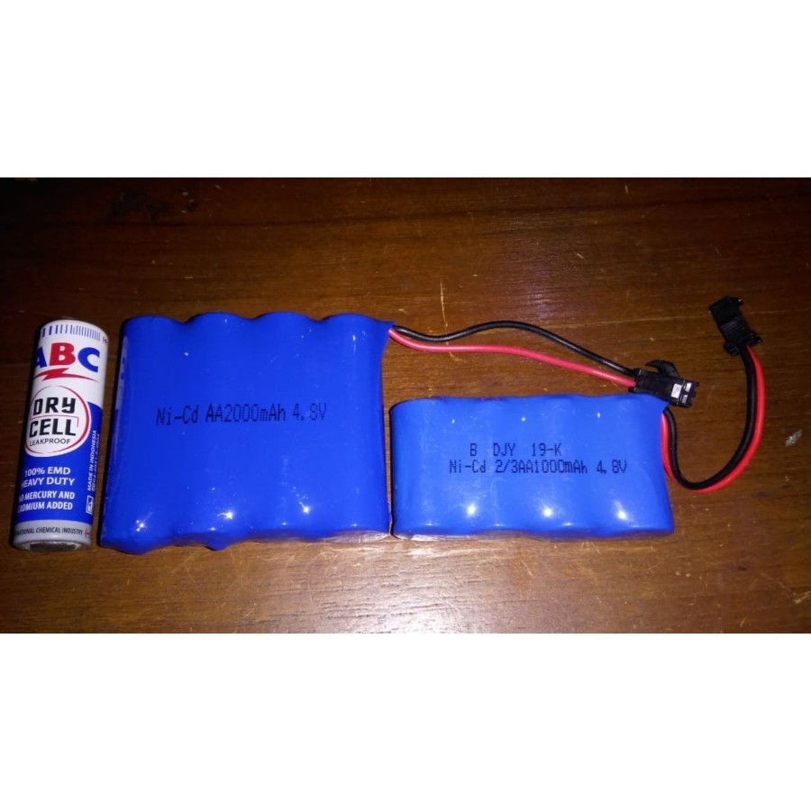 Baterai Batre RC Mobil Remot 4.8V 1000mAh 2/3 Tinggi 3cm Socket Hitam