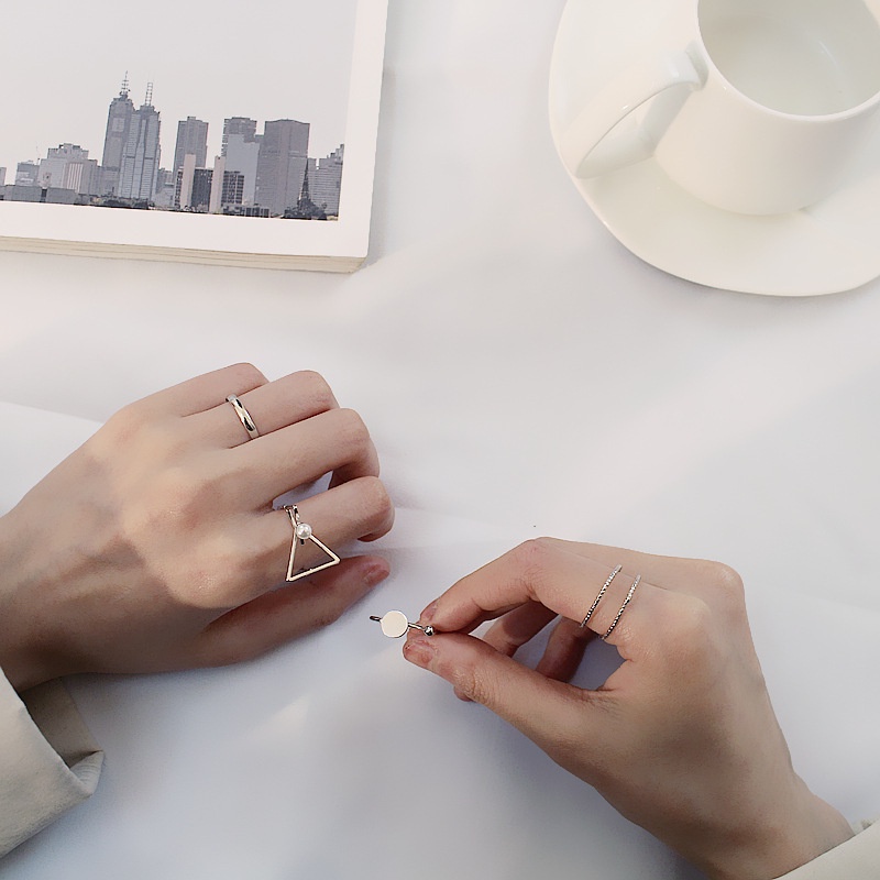 Set Cincin Model Terbuka Bahan Logam Bentuk Geometris Dapat Disesuaikan Untuk Wanita