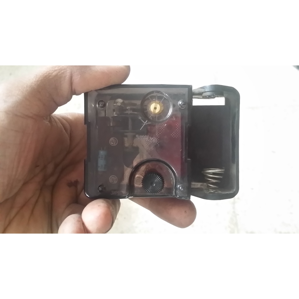 mesin jam jadul bekas