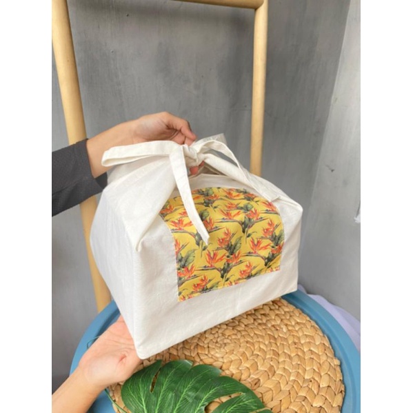 

bento bag untuk isi hampers atau kotak nasi