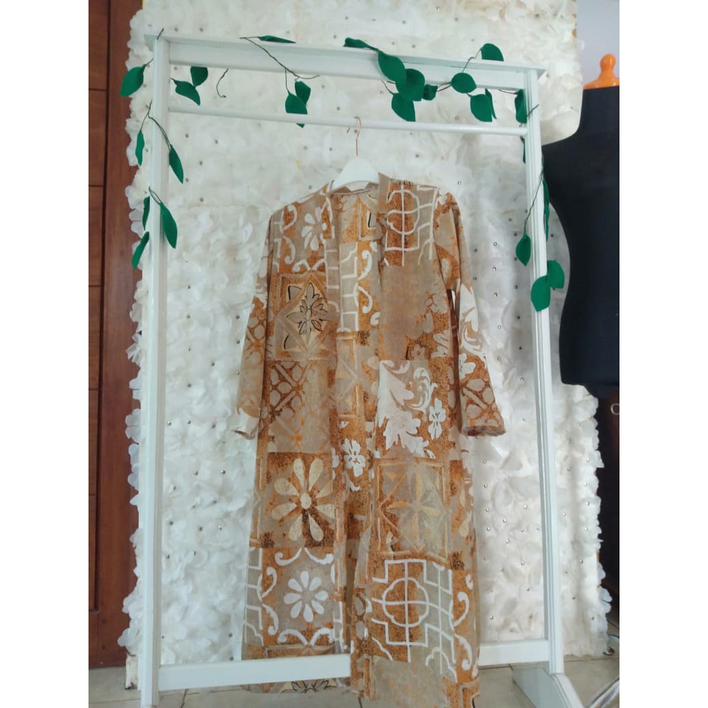 LONG CARDI WANITA / LIORA OUTER / CARDIGAN PLISKET MOTIF BUNGA SEPATU